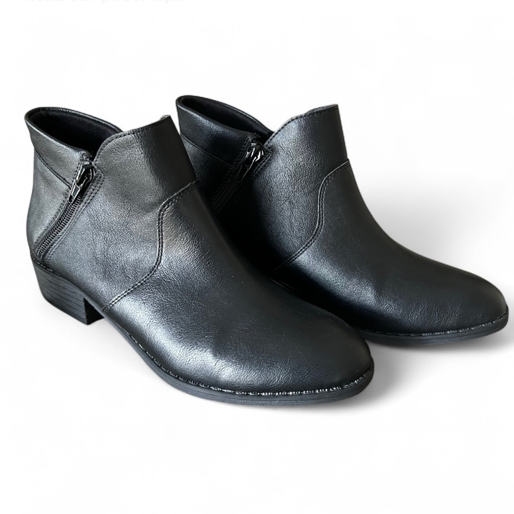 Me too Black Booties, Ankle Boots size 8